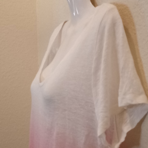Two by Vince Camuto Linen Ombre Top - Picture 3 of 10
